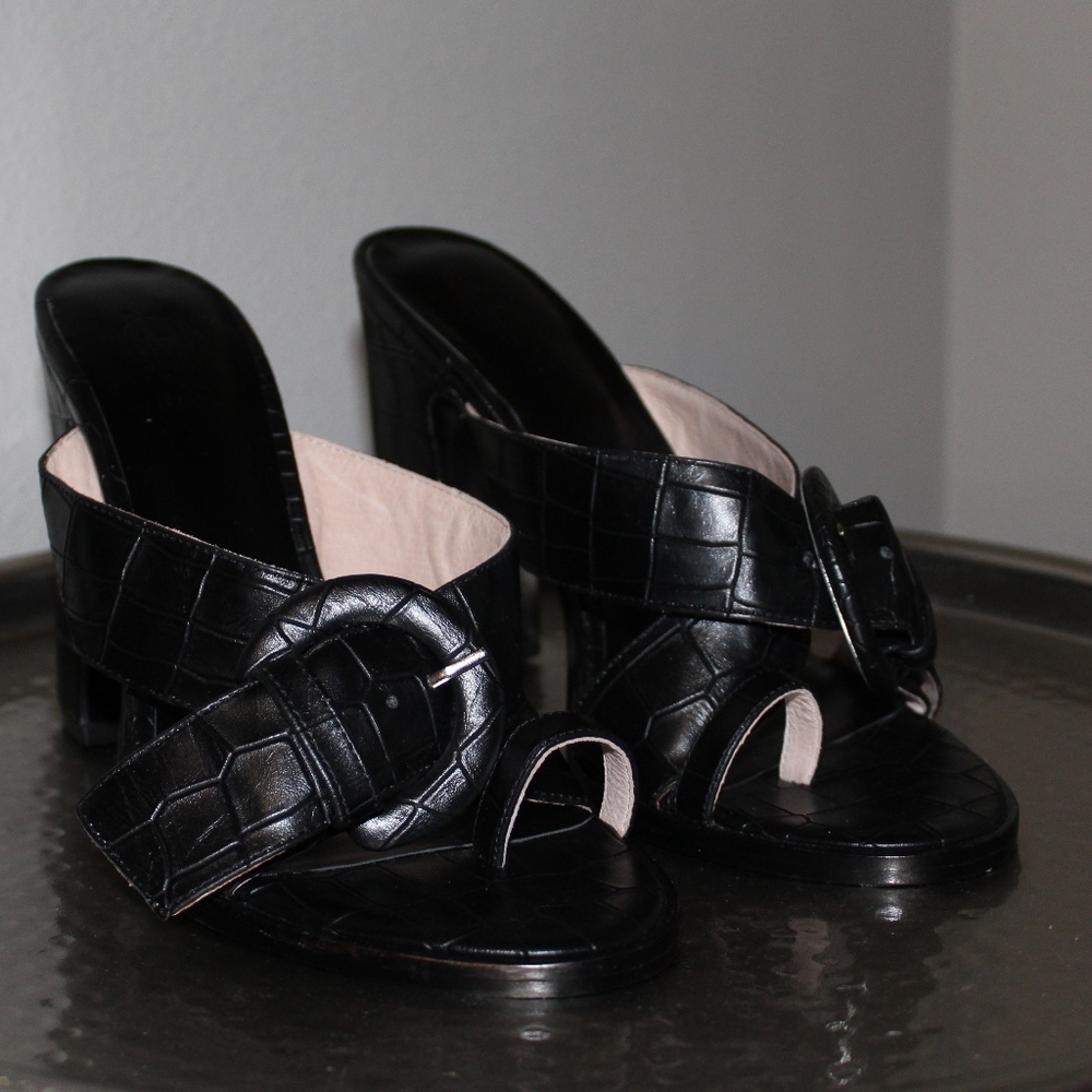 RAYE x House Of Harlow 1960 Hyland Mule